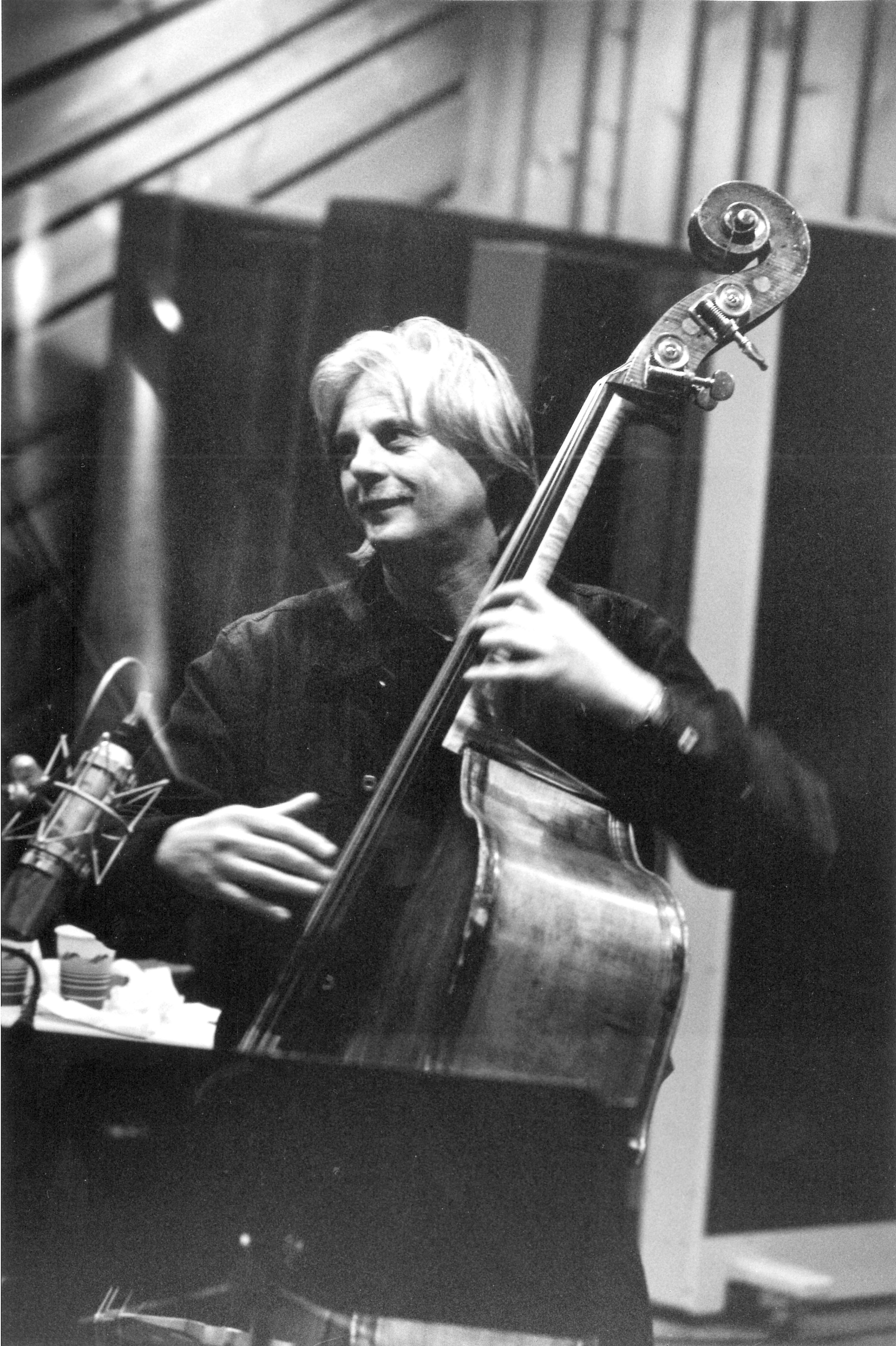 Manfred Eicher on the double bass Manfred Eicher on the double bass