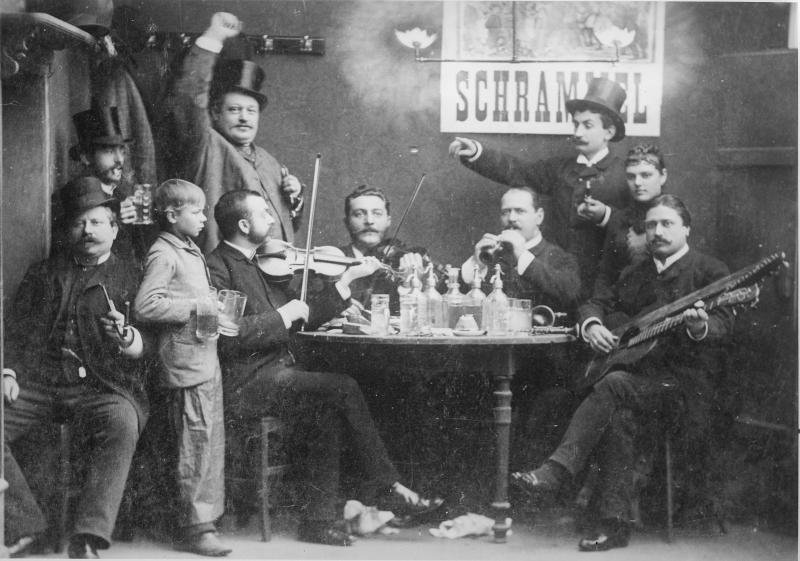 The Johann and Josef brothers' »Schrammel Quartet« (around 1879) The Johann and Josef brothers' »Schrammel Quartet« (around 1879)