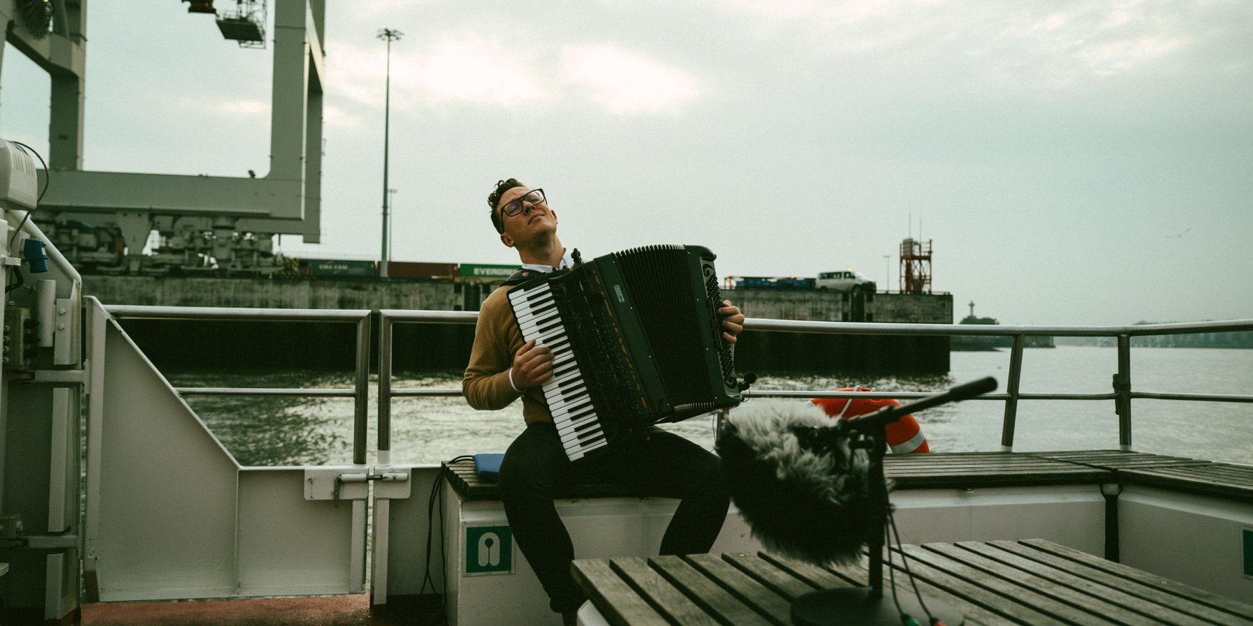 »Elbphilharmonie Session« mit Martynas Levickis