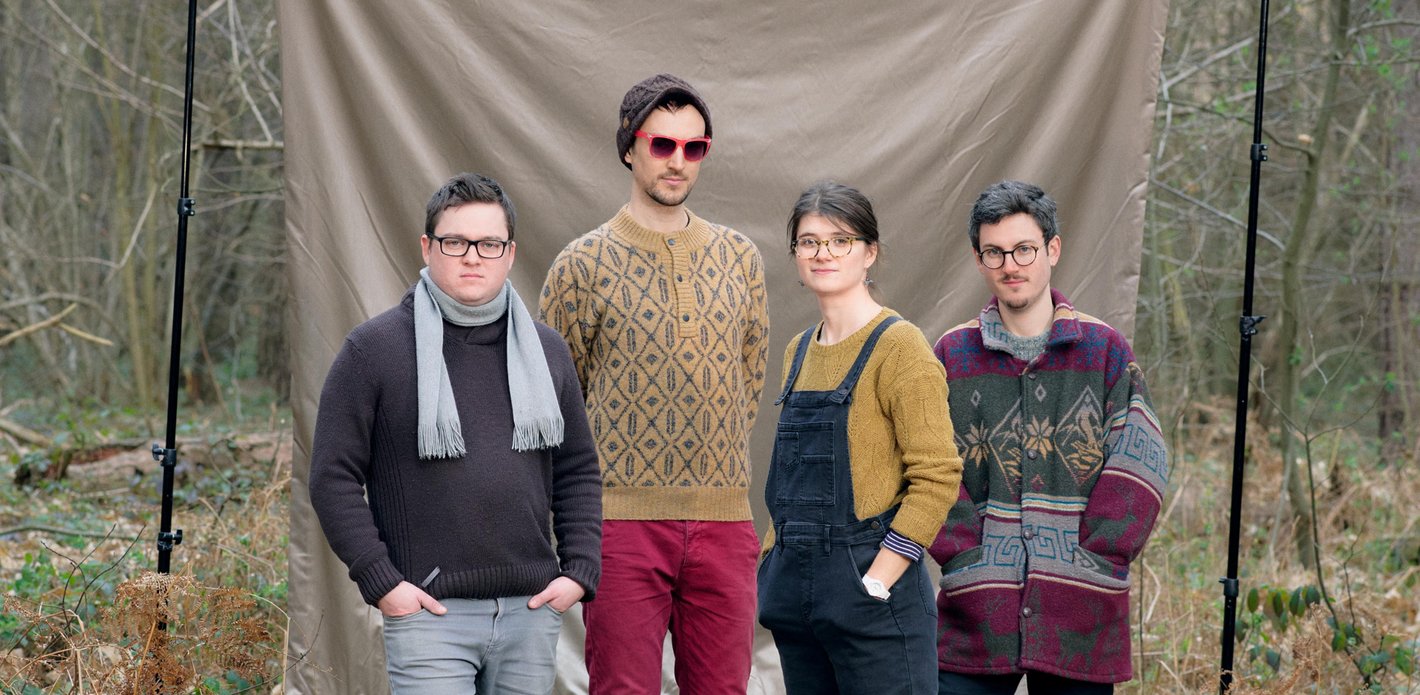 Dinosaur / Laura Jurd