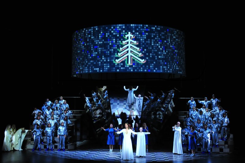 Donnerstag aus Licht / Theater Basel © Sandra Then Donnerstag aus Licht / Theater Basel