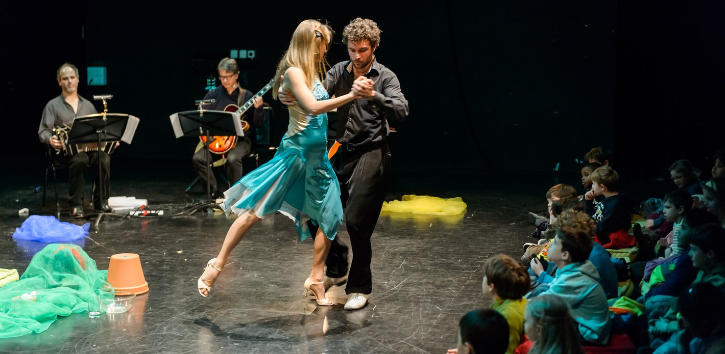 Funkelkonzert L / Tanz und Tapir