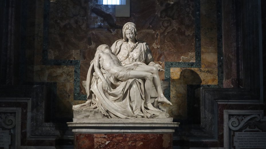 »Pietà« von Michelangelo im Petersdom in Rom