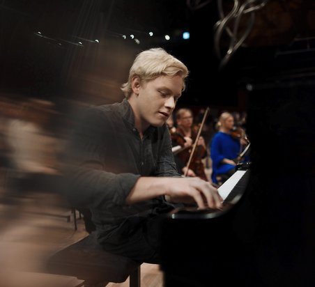 Alexander Malofeev