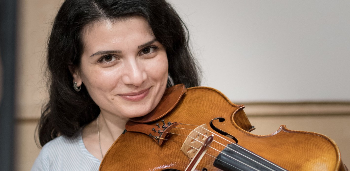 Narine Zakharyan
