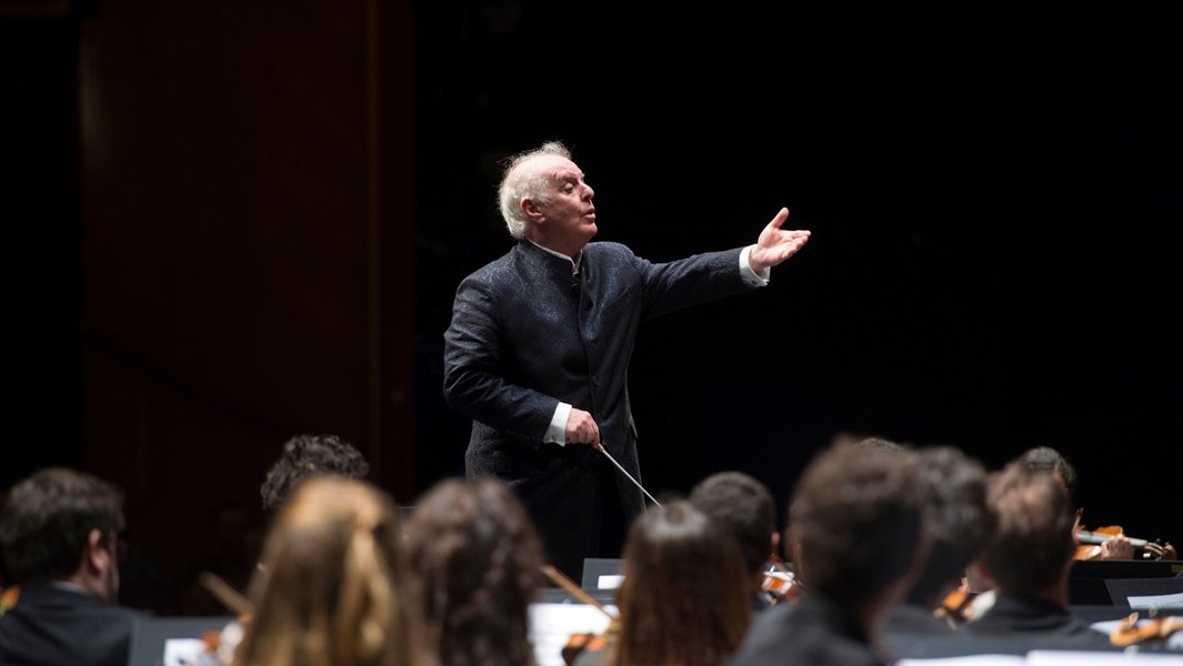 West-Eastern Divan Orchestra / Daniel Barenboim