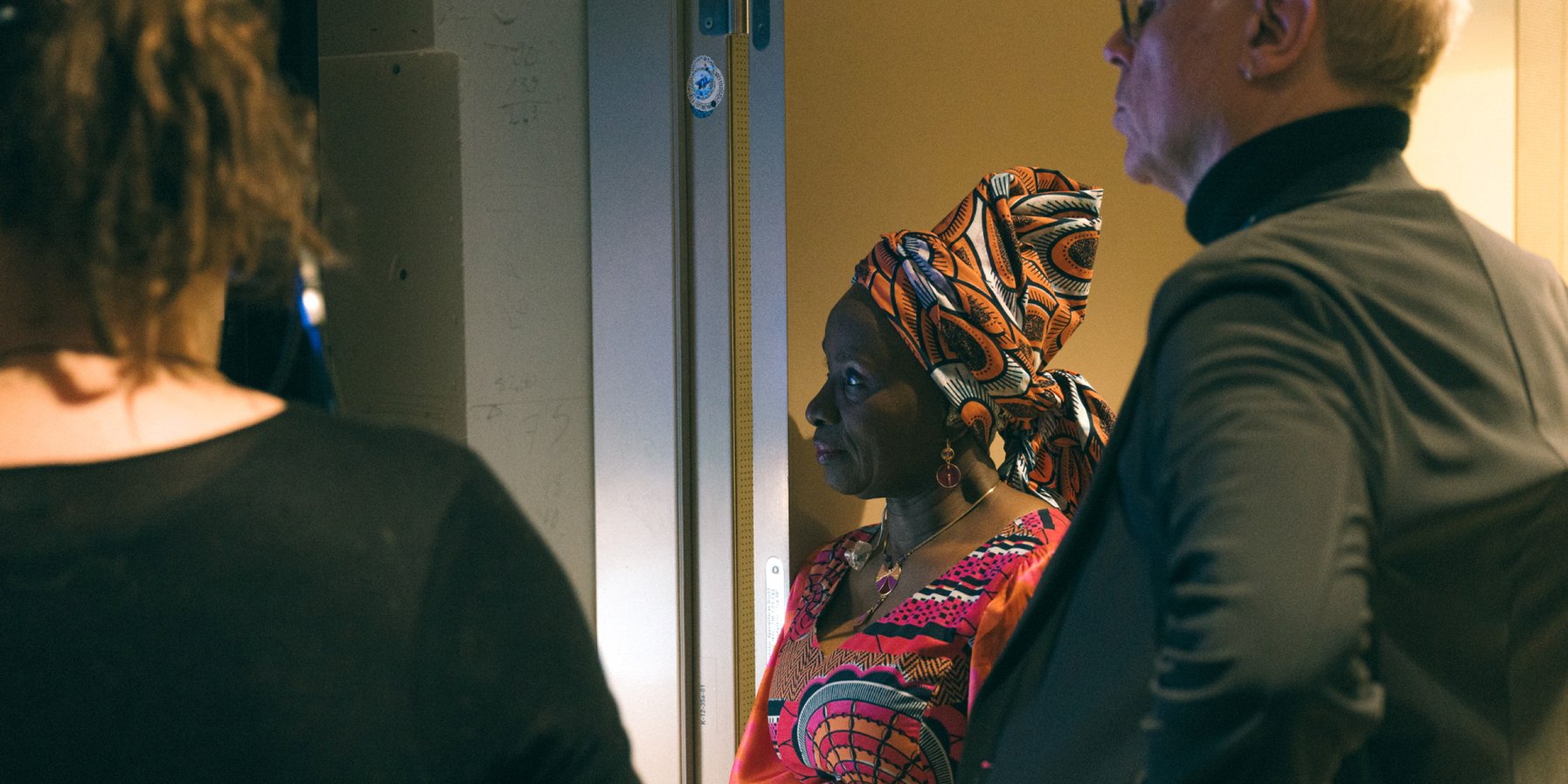 Angélique Kidjo Backstage