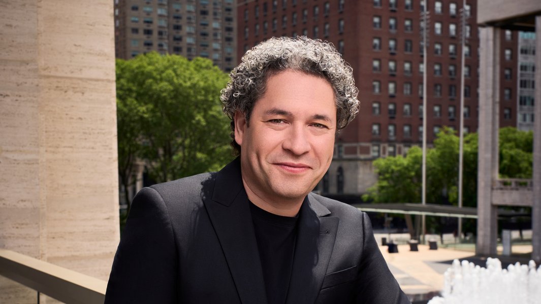 New York Philharmonic / Orfeo Catala / Gustavo Dudamel
