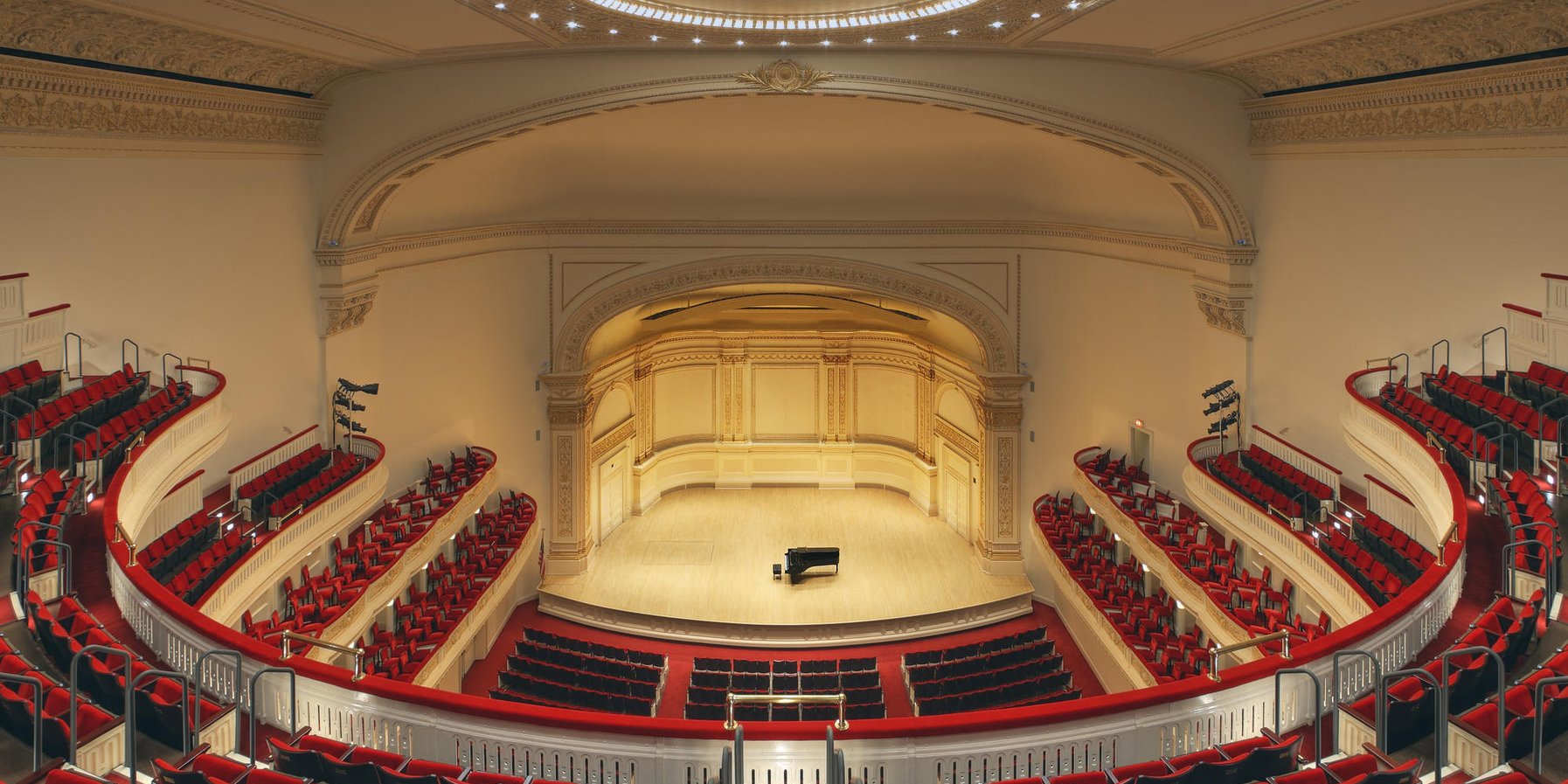 Isaac Stern Auditorium Ronald / O. Perelman Stage