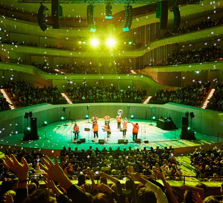 Die Hot 8 Brass Band in der Elbphilharmonie 2017