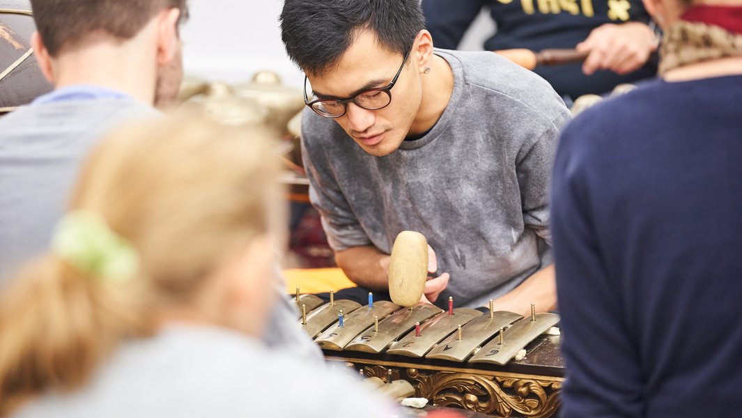 Workshop: Kosmos Gamelan