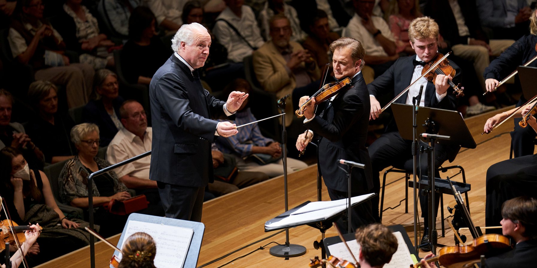 Manfred Honeck & Gustav Mahler Jugendorchester