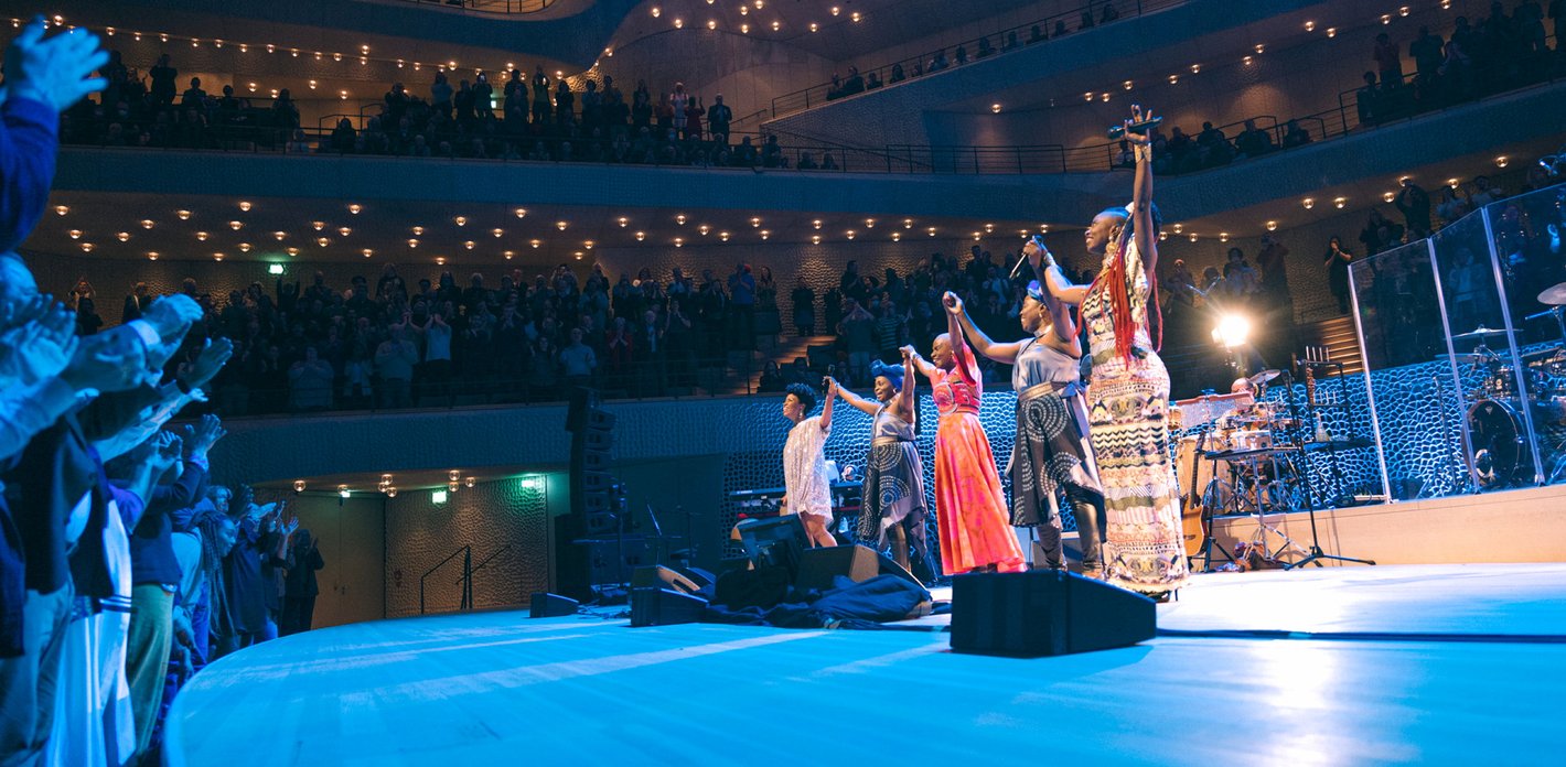 Angélique Kidjo's African Women All-Stars