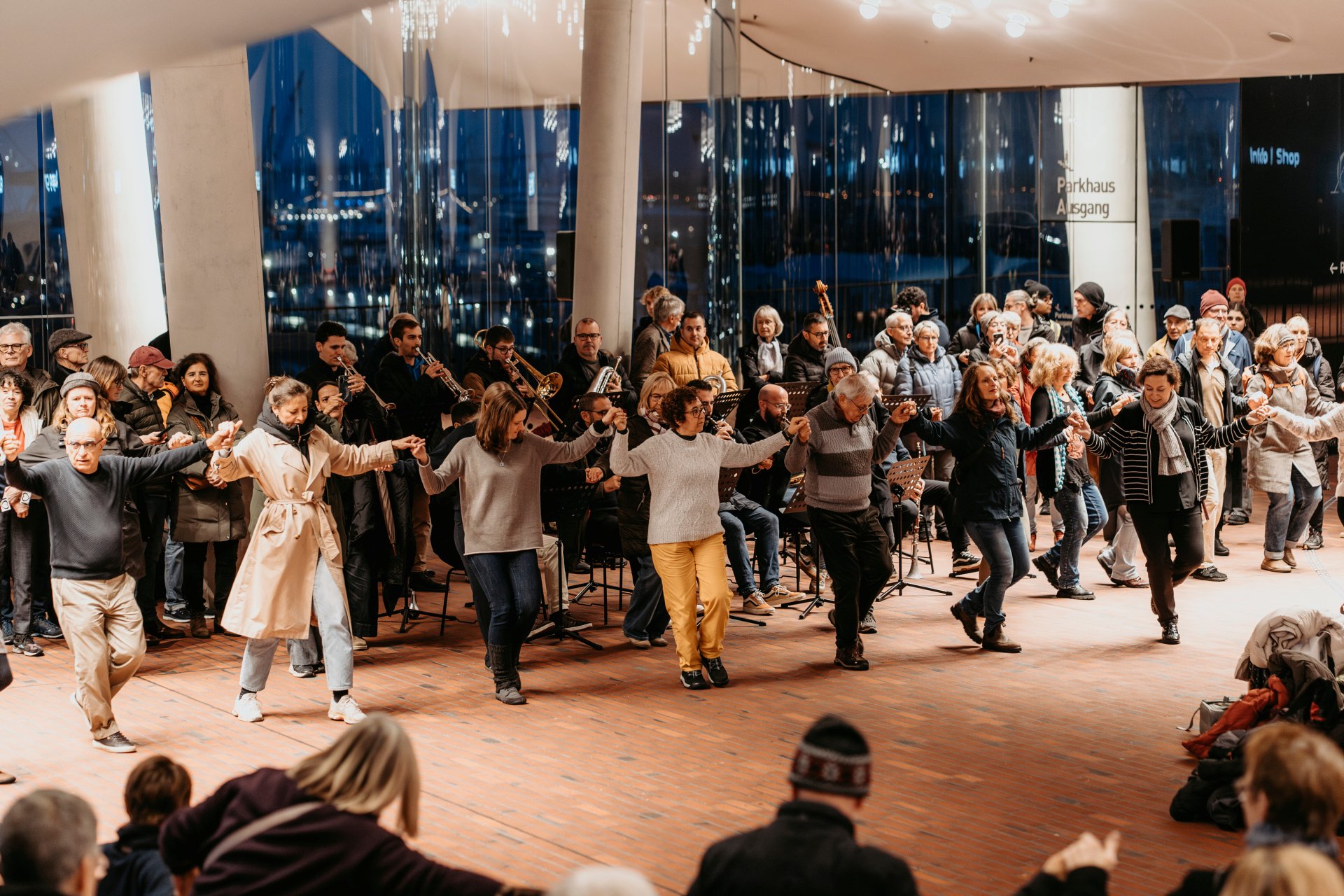 Step Into Dabke – Dancing Together on the Plaza