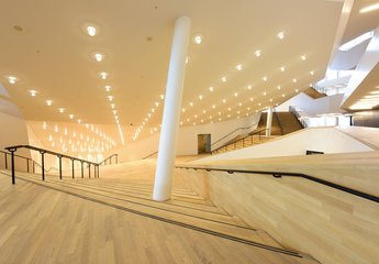 Treppen / Foyer 