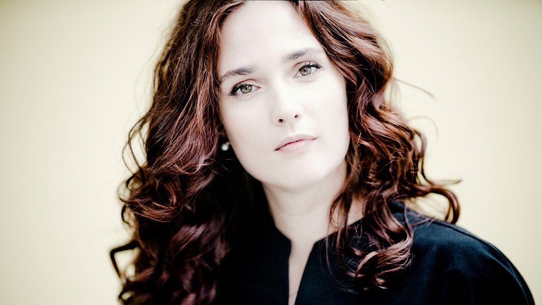 NDR Elbphilharmonie Orchester / Anna Vinnitskaya / Juraj Valcuha