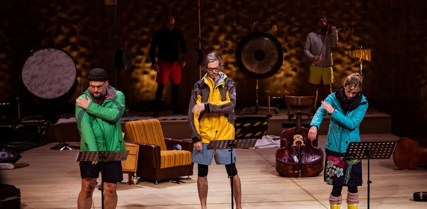 Sonne, Mond und Streicher