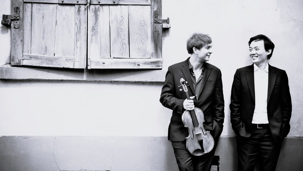 Ensemble Resonanz / Nils Mönkemeyer / William Youn / Riccardo Minasi