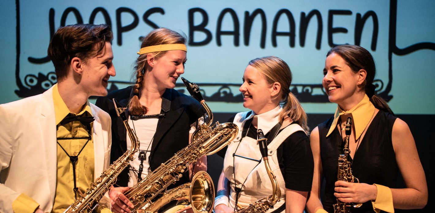 Funkelkonzert L »Die große Pinguin- und Bananenshow«