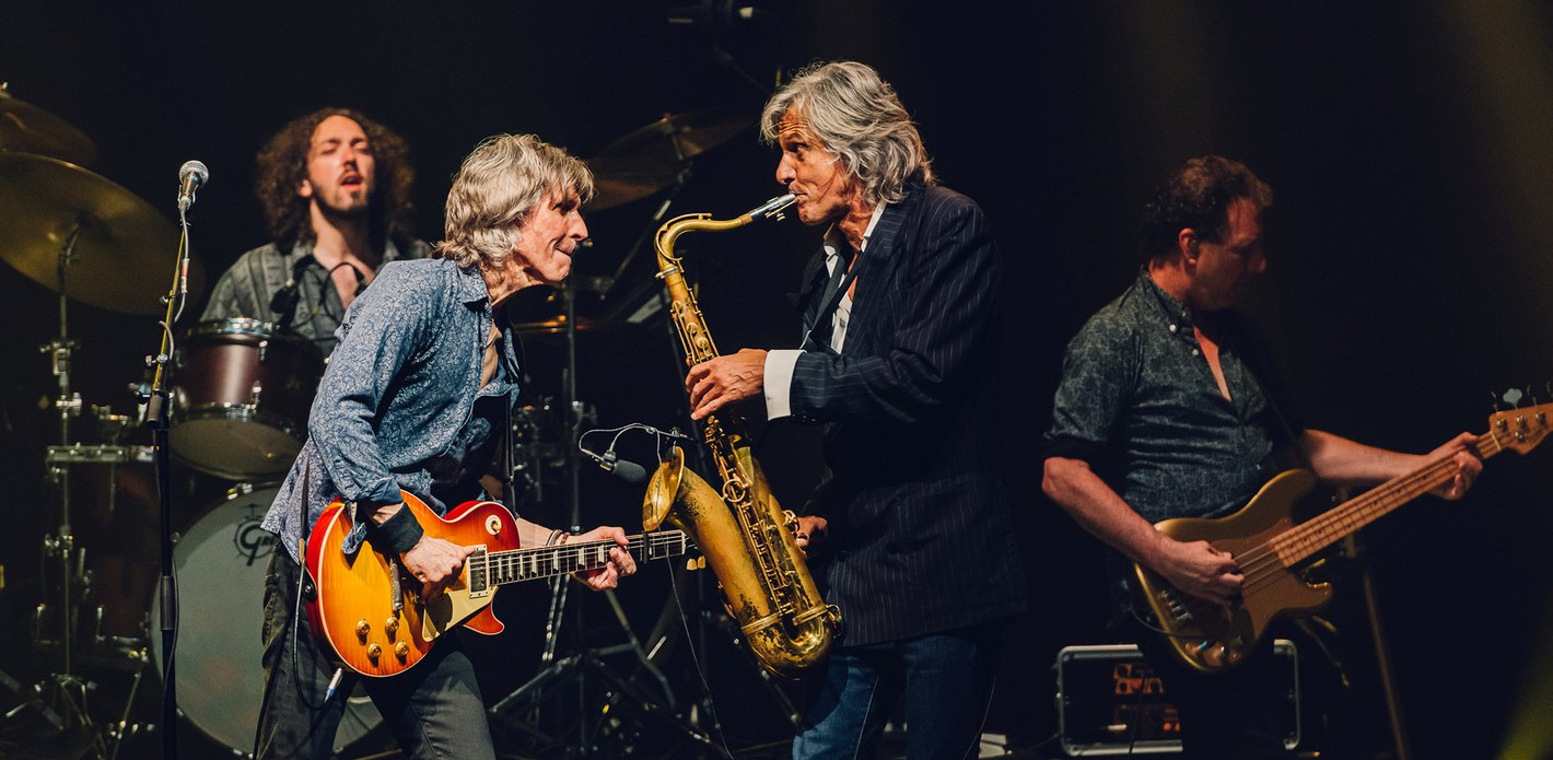 The Dire Straits Experience