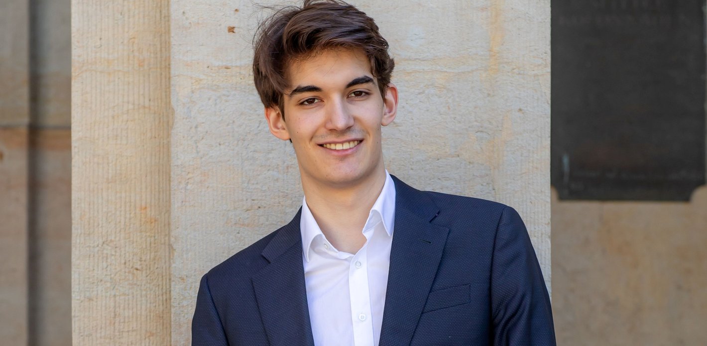 Еmanuel Blumin-Sint