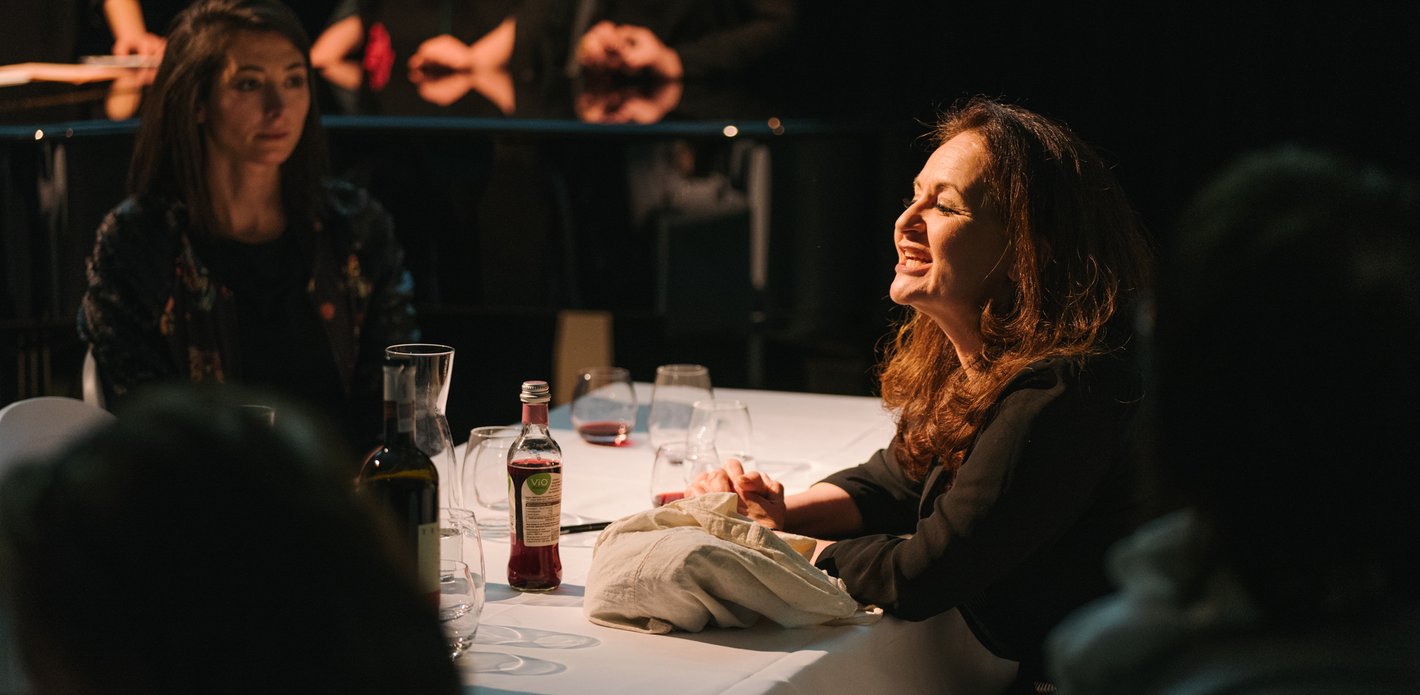 Nina Sarita Balthasar / Solveig Krebs  / Anja Topf /Nukri Kapanadze / 
Keti Klimiashvili / Nino Guliashvili /
Nino Tskitishvili / Nino Haratischwili /
Julia B. Nowikowa